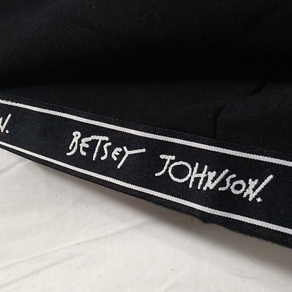 Betsey Johnson Performance Sweater Sz.XL Like New - Picture 3 of 7